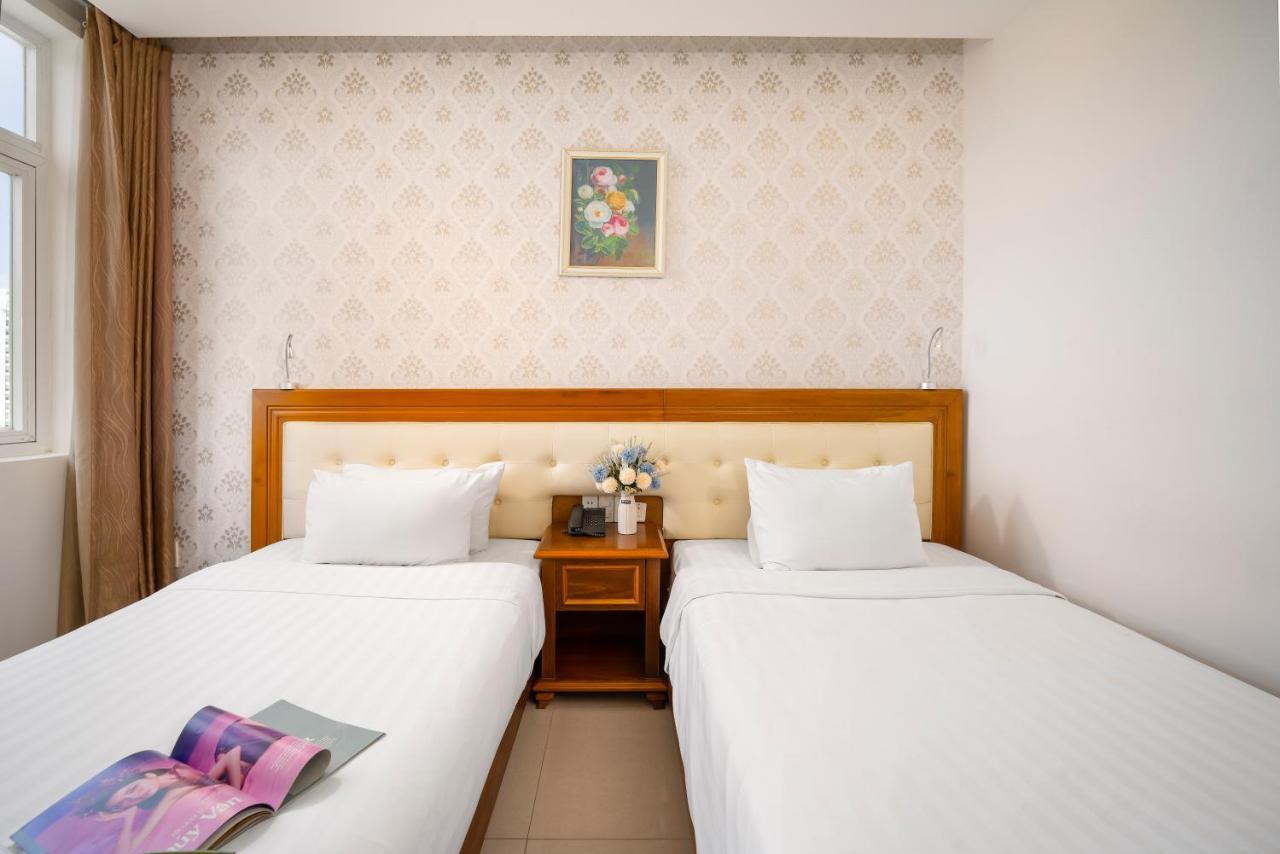 Royal Family Hotel Da Nang Buitenkant foto